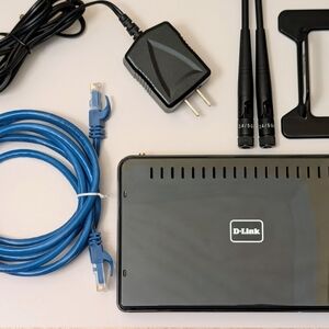 D-Link Range Booster N DIR-628 54 Mbps 4-Port 10/100 Dual-Band Wireless N Router